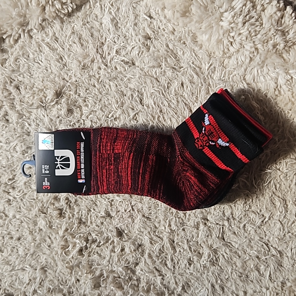 3 Pairs NBA Chicago Bulls Quarter Cut Sock Red/ Gray Sz 6-12